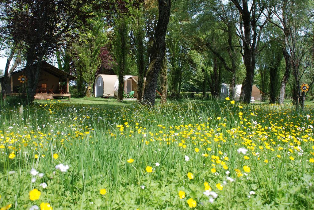 Camping Les Tournesols Sillé-le-Guillaume エクステリア 写真