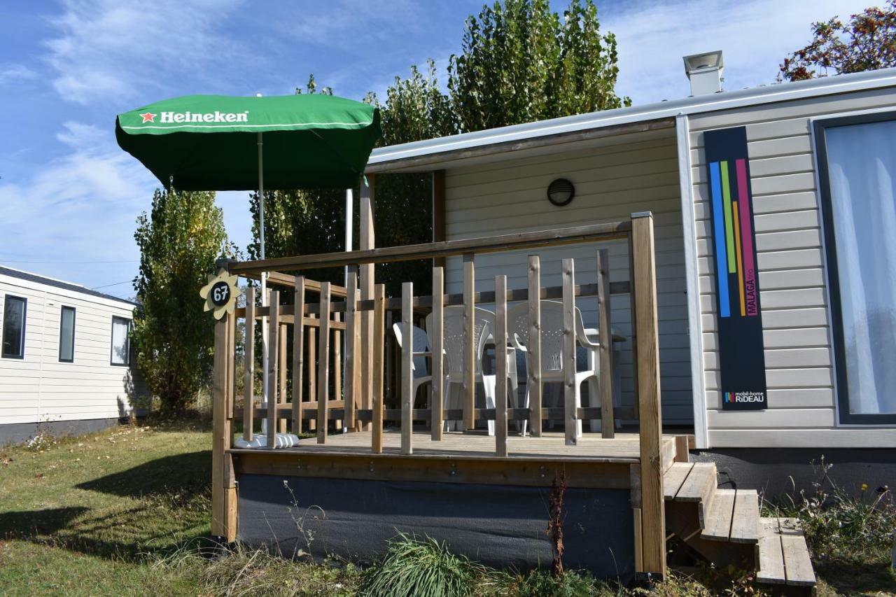 Camping Les Tournesols Sillé-le-Guillaume エクステリア 写真