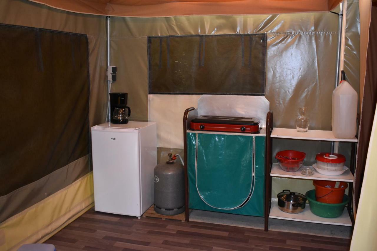 Camping Les Tournesols Sillé-le-Guillaume エクステリア 写真