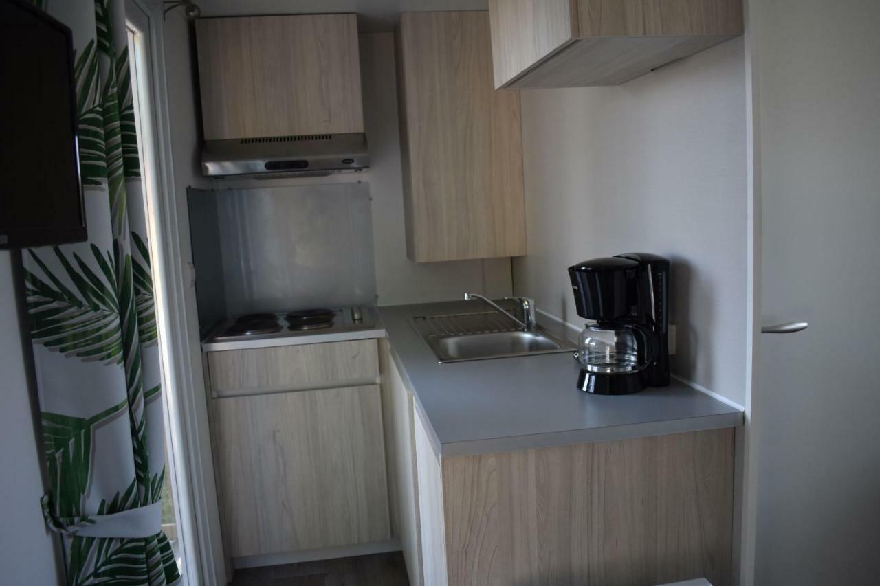 Camping Les Tournesols Sillé-le-Guillaume エクステリア 写真